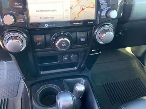 Used 2021 Toyota 4Runner Venture AWD/4WD image 35