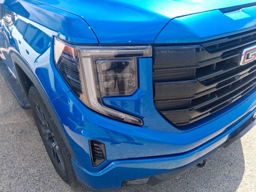 Used 2022 GMC Sierra 1500 Elevation AWD/4WD image 13