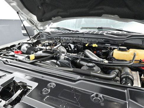 Used 2019 Ford F250 Lariat w/ Lariat Ultimate Package image 35