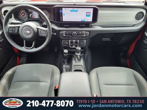 Used 2025 Jeep Wrangler Unlimited Sport AWD/4WD image 12