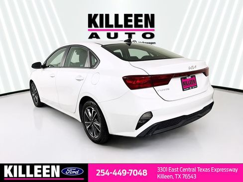 Used 2024 Kia Forte LXS FWD image 7
