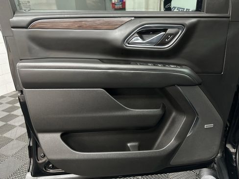 Used 2023 Chevrolet Tahoe Z71 image 18