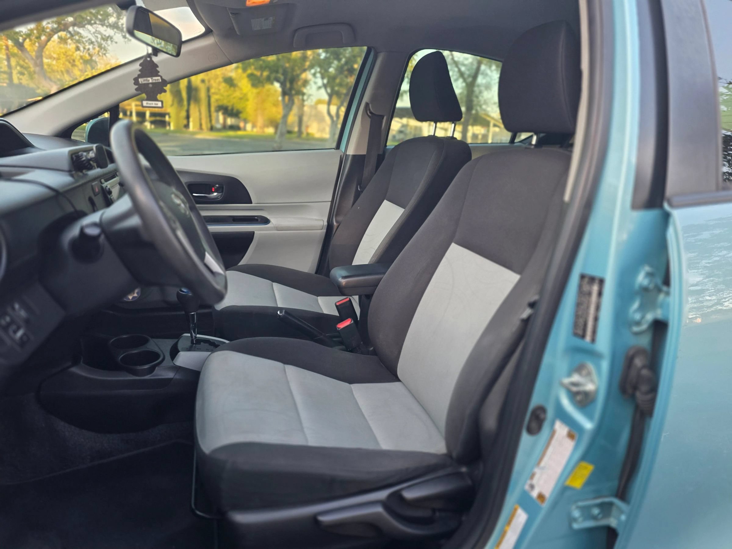 Used 2013 Toyota Prius C Two FWD image 17