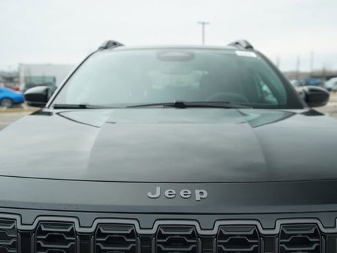New 2026 Jeep Cherokee Limited AWD/4WD image 36