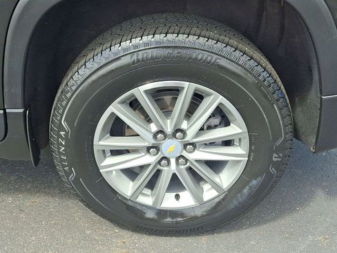 Certified 2023 Chevrolet Traverse LT image 31