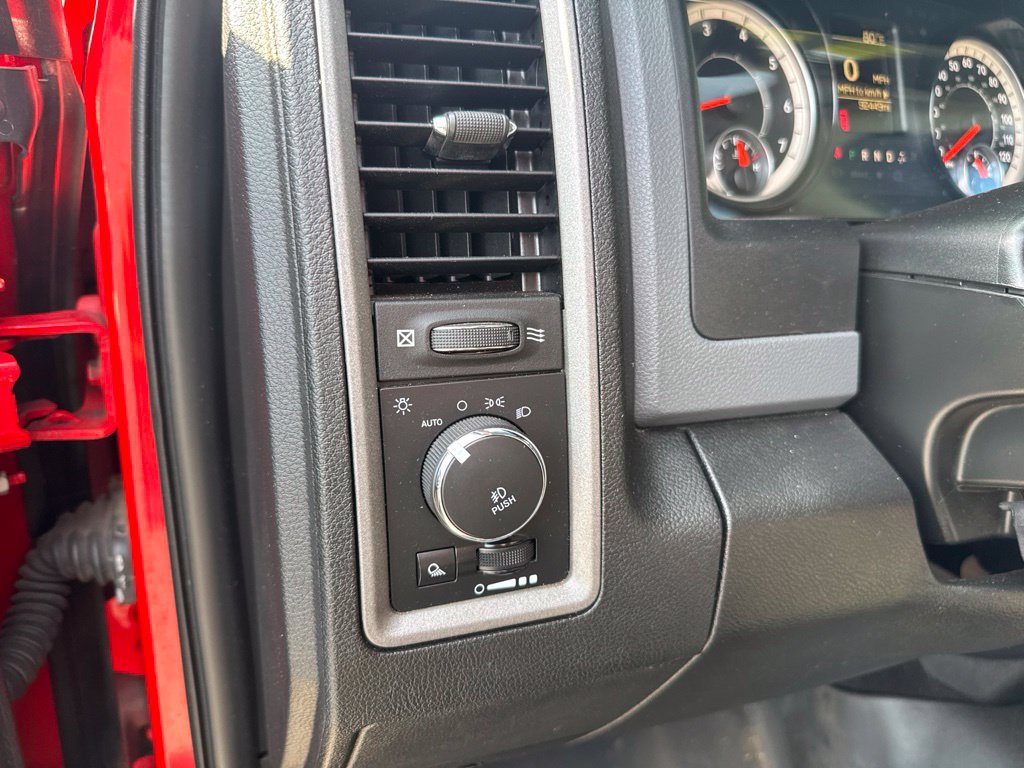 Used 2019 RAM 1500 Express w/ Wheel & Sound Group AWD/4WD image 24