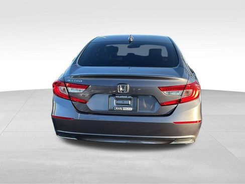 Used 2018 Honda Accord LX image 6