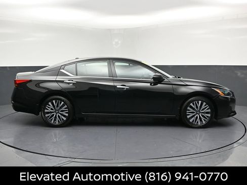 Certified 2025 Nissan Altima 2.5 SV image 25