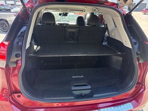 Used 2020 Nissan Rogue SL FWD image 24