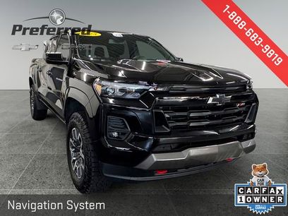 Used 2023 Chevrolet Colorado Z71 w/ Z71 Convenience Package 2