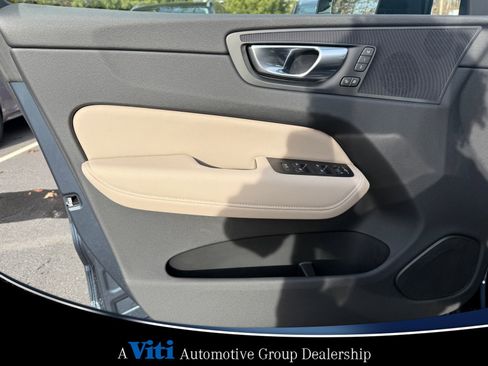 Used 2026 Volvo XC60 B5 Plus w/ Protection Package Premier image 11