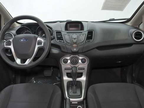 Used 2018 Ford Fiesta SE FWD image 15