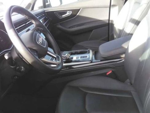 Used 2025 Audi Q7 3.0T Premium Plus AWD/4WD image 11
