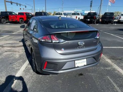 Used 2020 Hyundai Ioniq SE image 8