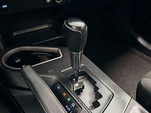 Used 2017 Toyota RAV4 LE w/ Carpet Mat Package image 16