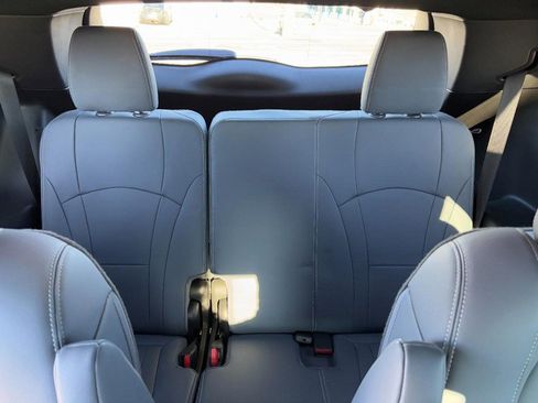 Certified 2023 Buick Enclave Essence w/ Experience Buick Package image 12