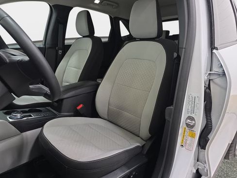 Certified 2023 Ford Escape Active FWD image 14