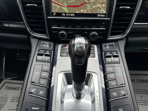 Used 2016 Porsche Panamera 4 AWD/4WD image 17