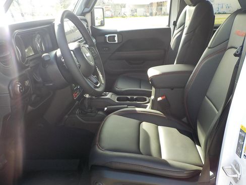 New 2026 Jeep Gladiator Rubicon image 18