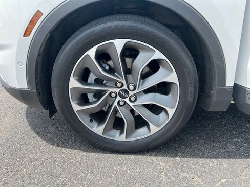 Certified 2022 Lincoln Nautilus Reserve w/ Equipment Group 201A AWD/4WD image 32