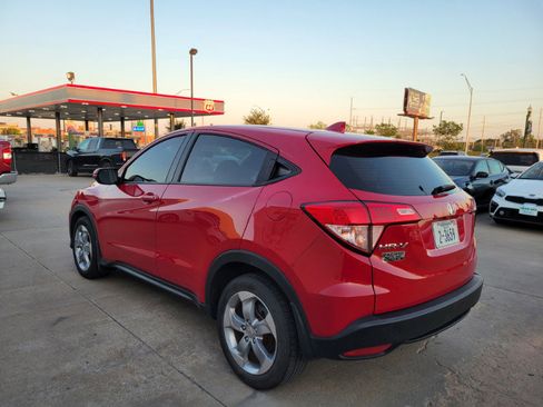 Used 2017 Honda HR-V LX image 5