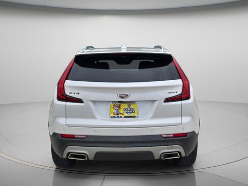 Used 2022 Cadillac XT4 Premium Luxury w/ Enhanced Visibility Package FWD image 6