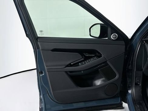 Used 2026 Land Rover Range Rover Evoque S image 11