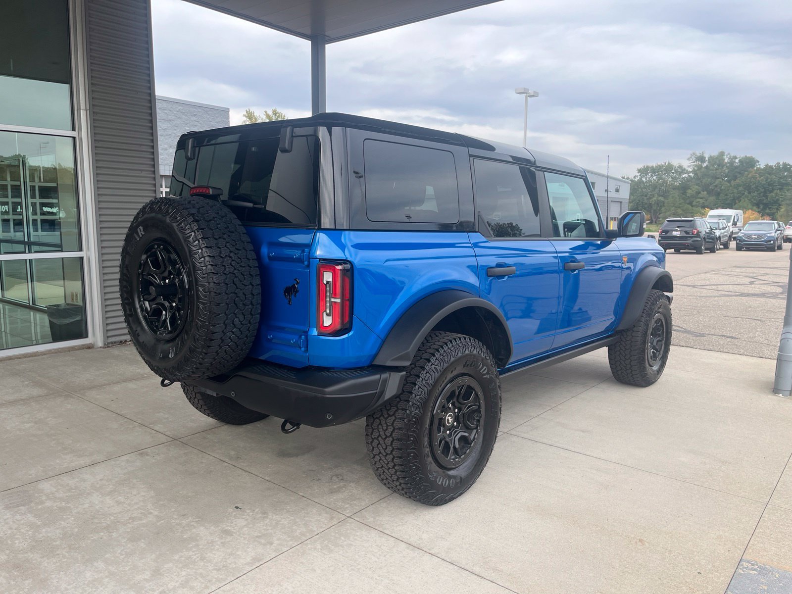 Certified 2025 Ford Bronco Badlands AWD/4WD image 6