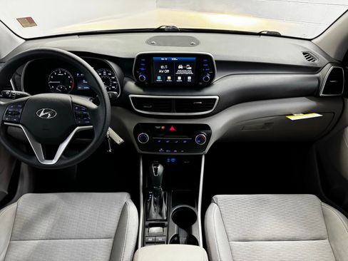 Used 2019 Hyundai Tucson SE image 17