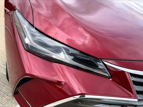 Used 2021 Toyota Avalon Limited w/ Advanced Safety Package image 28