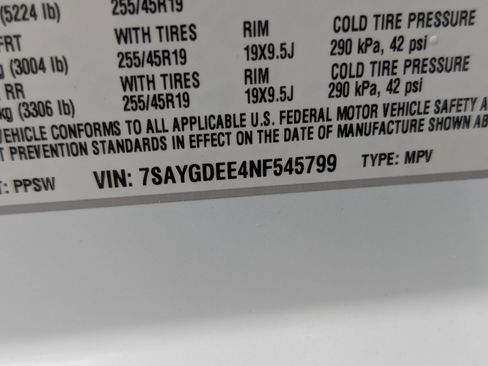 Used 2022 Tesla Model Y Long Range image 22