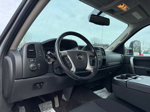 Used 2012 Chevrolet Silverado 2500 LT w/ Interior Plus Package AWD/4WD image 14