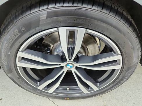 Used 2026 BMW X7 xDrive40i image 64