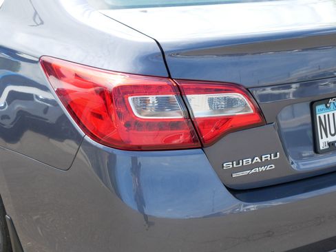 Used 2016 Subaru Legacy 2.5i Premium w/ Popular Package #2 AWD/4WD image 17