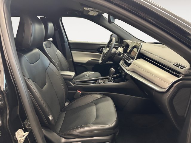 Used 2023 Jeep Compass Limited AWD/4WD image 15