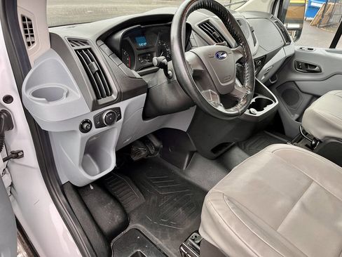 Used 2018 Ford Transit 250 148 Medium Roof image 12