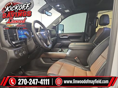 Used 2024 Chevrolet Silverado 2500 High Country w/ High Country Premium Package AWD/4WD image 12