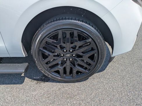 New 2026 Ford Expedition Max Platinum AWD/4WD image 11