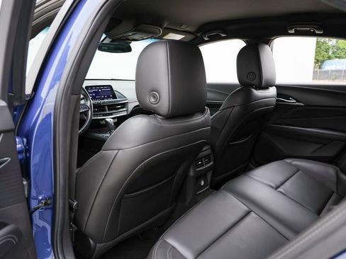 Used 2023 Cadillac CT4 Luxury RWD image 26