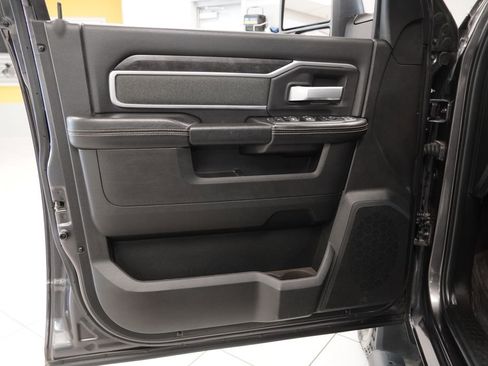 Used 2023 RAM 3500 Big Horn w/ Level 1 Equipment Group AWD/4WD image 16