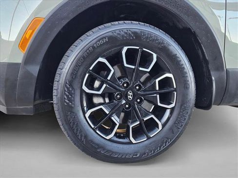 Used 2022 Hyundai Santa Cruz SEL Premium image 23