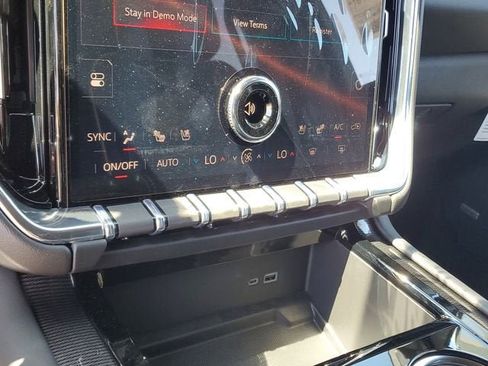 New 2026 GMC Yukon XL Elevation w/ Elevation Premium Package AWD/4WD image 23