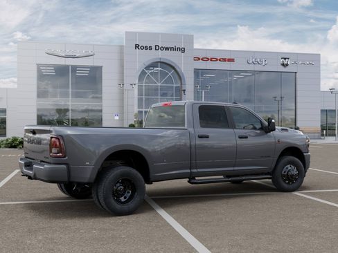 New 2026 RAM 3500 Big Horn AWD/4WD image 4