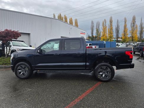 New 2025 Ford F150 Lightning Flash image 8