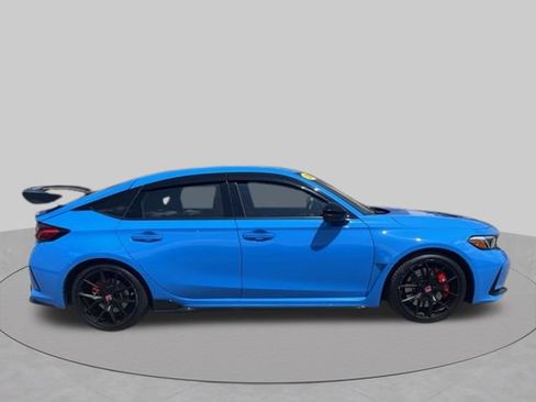Used 2025 Honda Civic Type R image 9