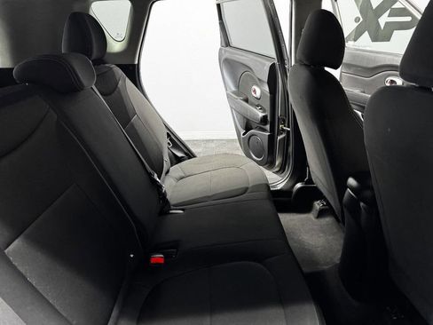 Used 2018 Kia Soul Base image 47
