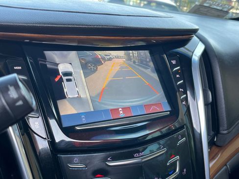 Used 2017 Cadillac Escalade ESV Premium Luxury image 54