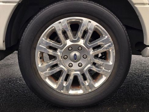 Used 2013 Ford Expedition EL Limited image 9