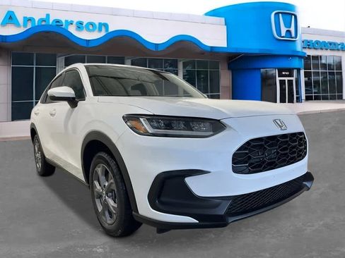 New 2026 Honda HR-V LX image 8