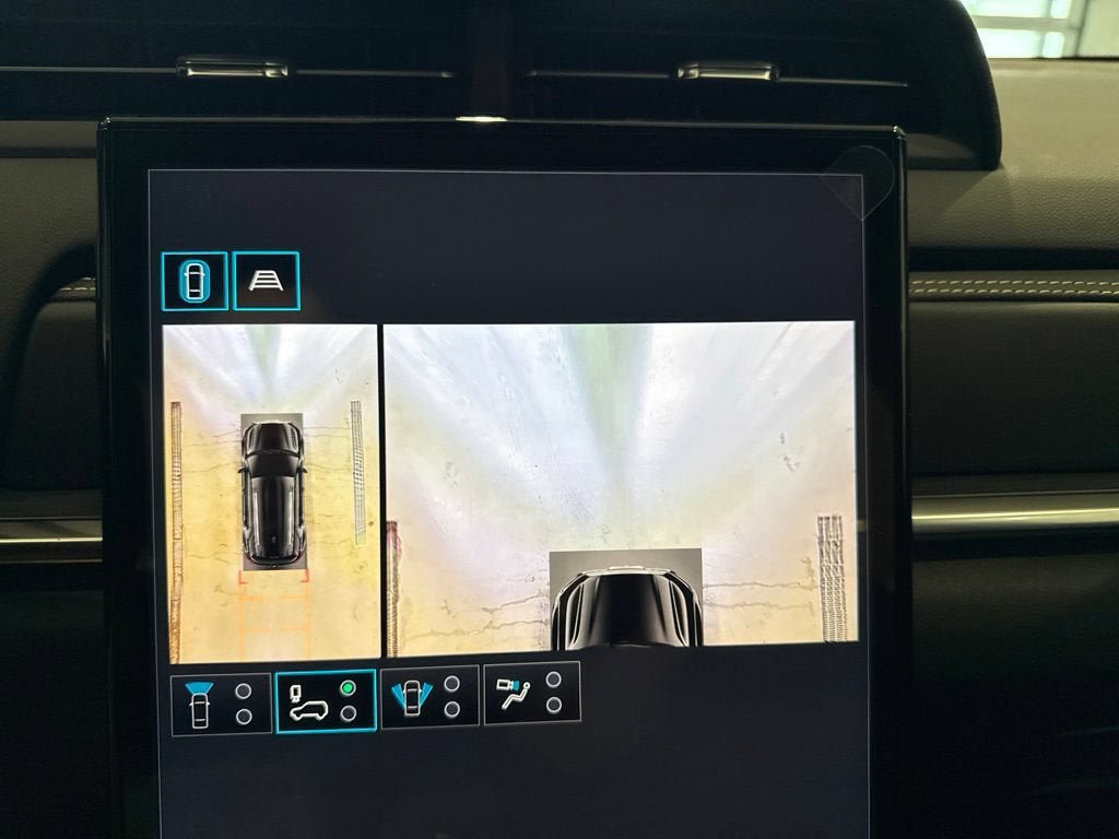 New 2027 GMC Terrain Elevation w/ Elevation Premium Package AWD/4WD image 37